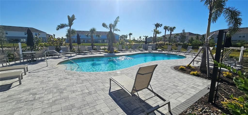 For Rent: $1,995 (2 beds, 2 baths, 1122 Square Feet)