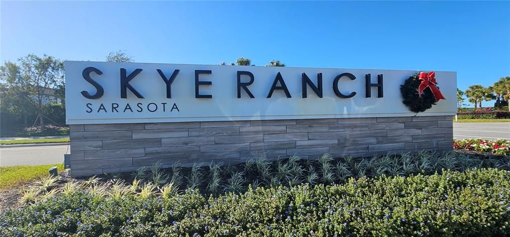 For Rent: $1,995 (2 beds, 2 baths, 1122 Square Feet)