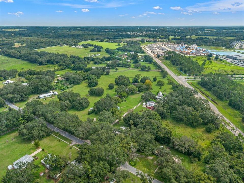 待售: $1,900,000 (3.61 acres)