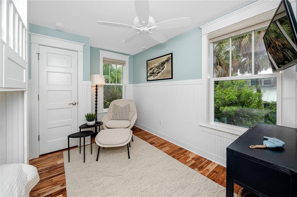 For Sale: $3,499,000 (3 beds, 2 baths, 2286 Square Feet)