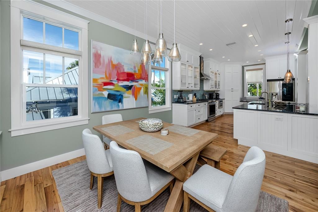 For Sale: $3,499,000 (3 beds, 2 baths, 2286 Square Feet)