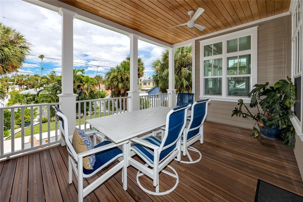 For Sale: $3,499,000 (3 beds, 2 baths, 2286 Square Feet)