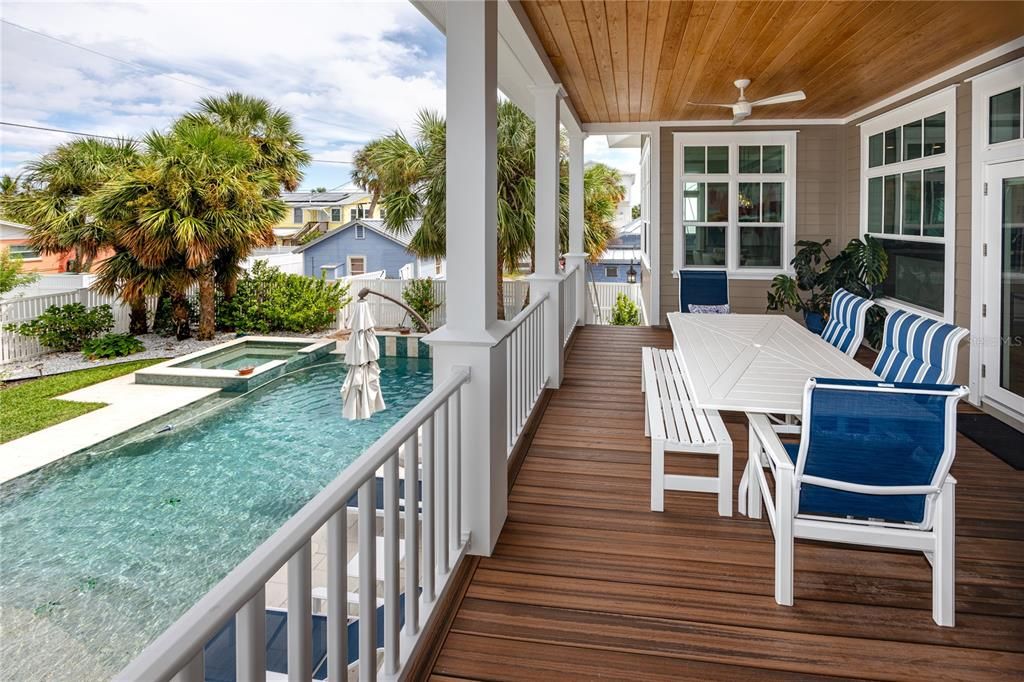 For Sale: $3,499,000 (3 beds, 2 baths, 2286 Square Feet)