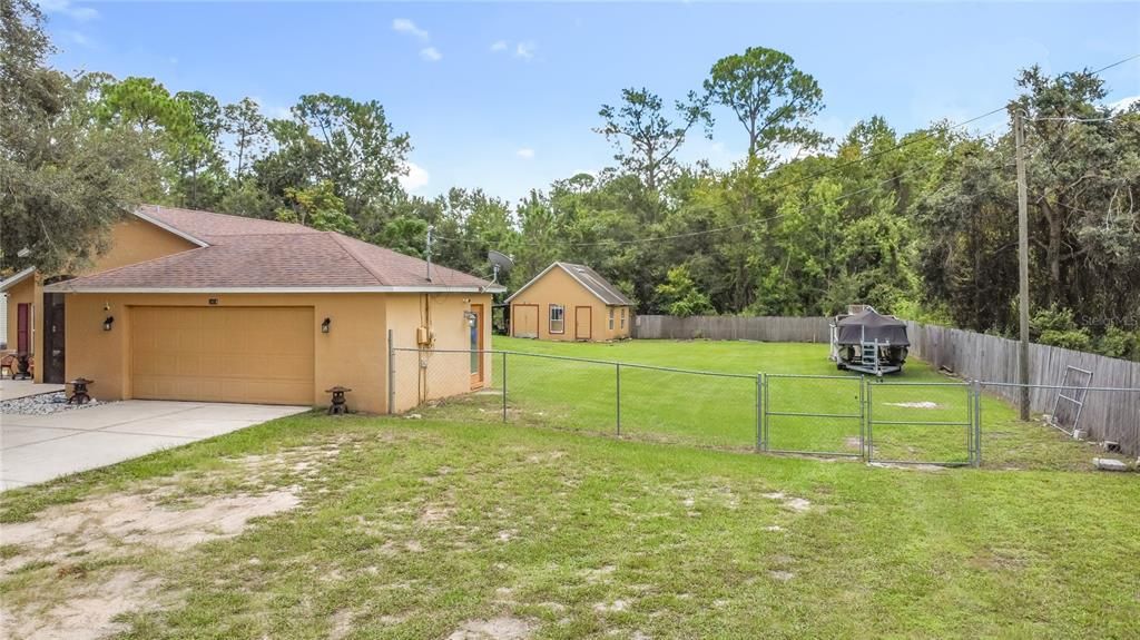 На продажу: $440,000 (3 спален, 2 ванн, 1256 Квадратных фут)