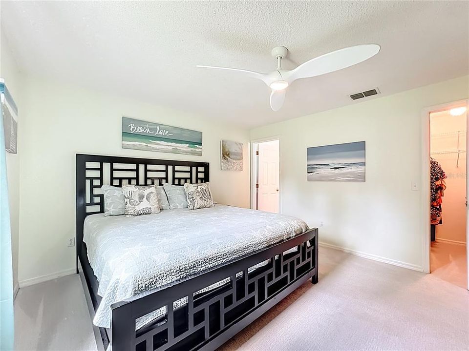 На продажу: $440,000 (3 спален, 2 ванн, 1256 Квадратных фут)