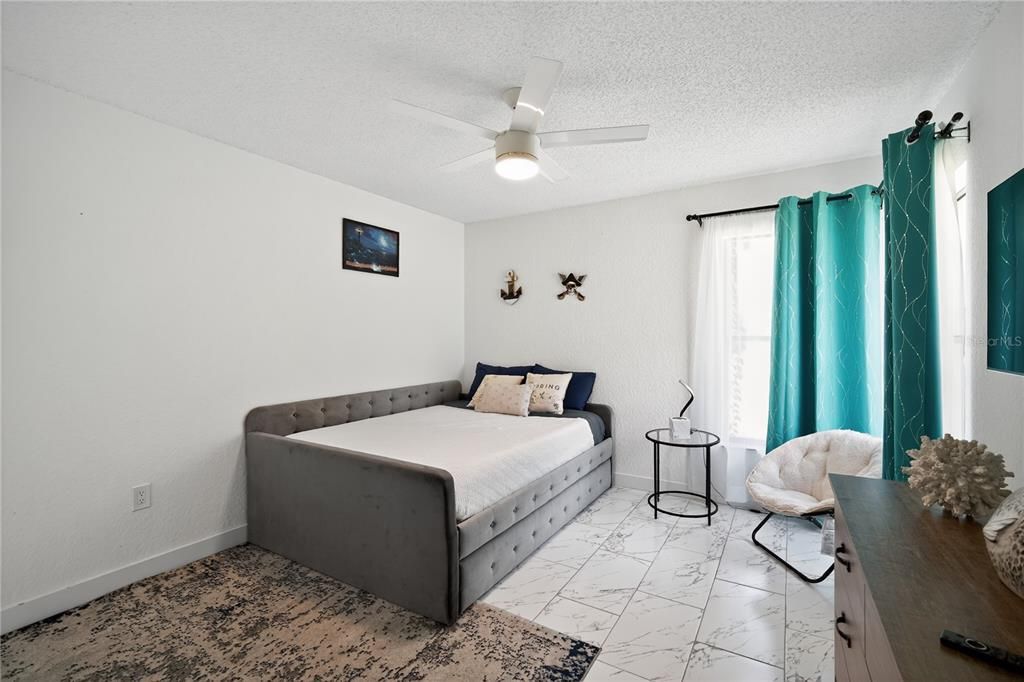 For Sale: $450,000 (3 beds, 2 baths, 1628 Square Feet)