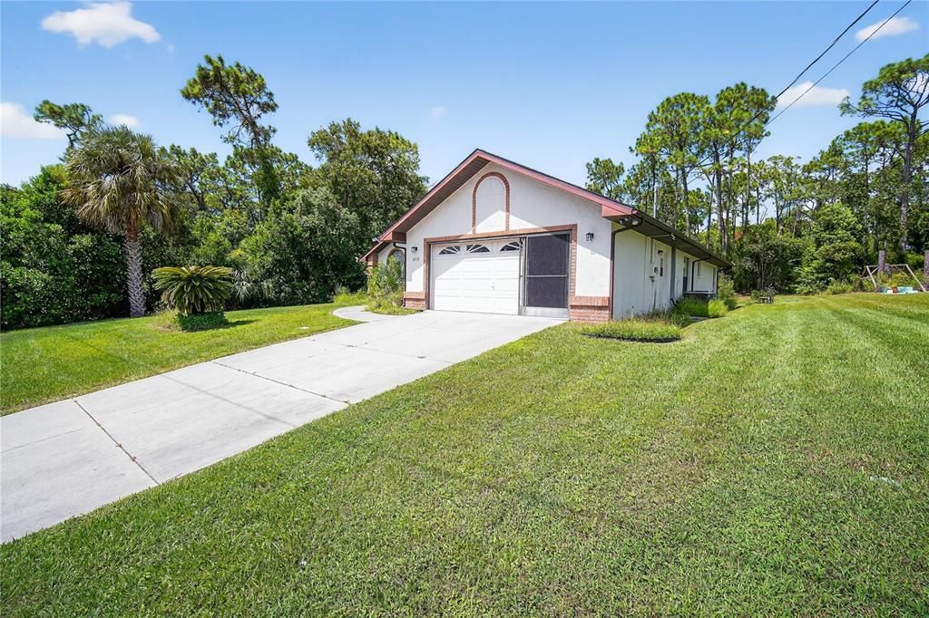 For Sale: $450,000 (3 beds, 2 baths, 1628 Square Feet)