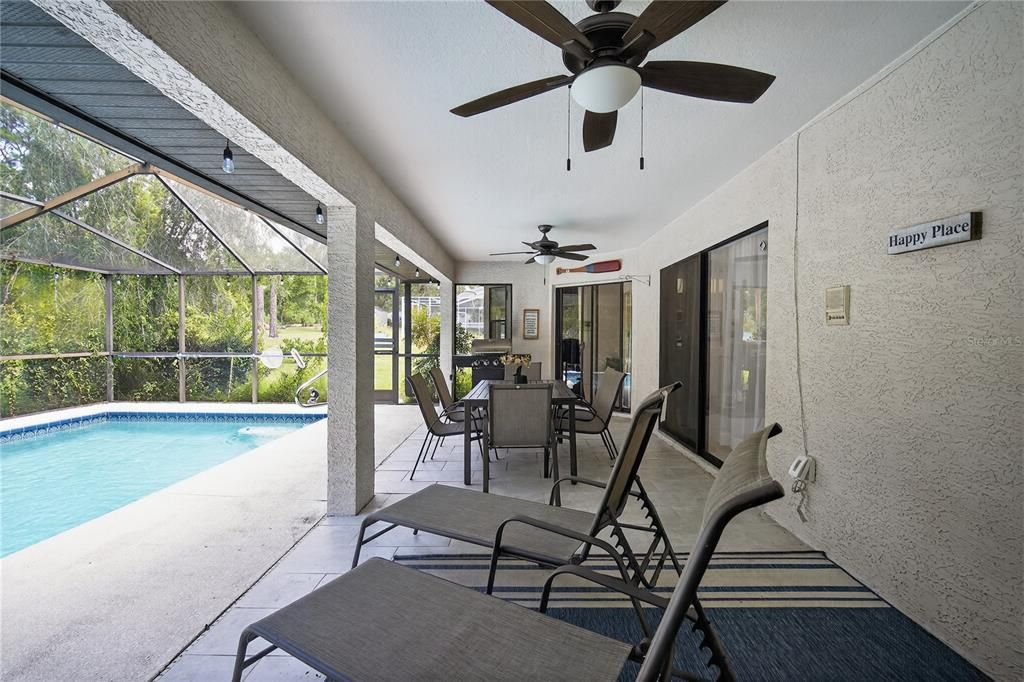 For Sale: $450,000 (3 beds, 2 baths, 1628 Square Feet)