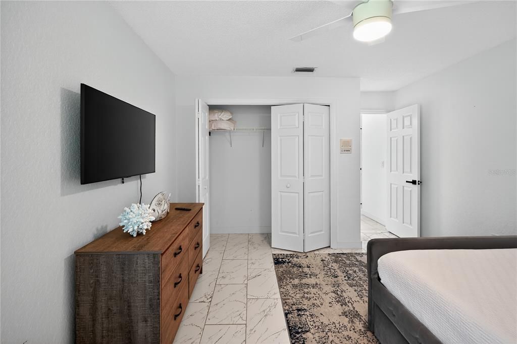 For Sale: $450,000 (3 beds, 2 baths, 1628 Square Feet)