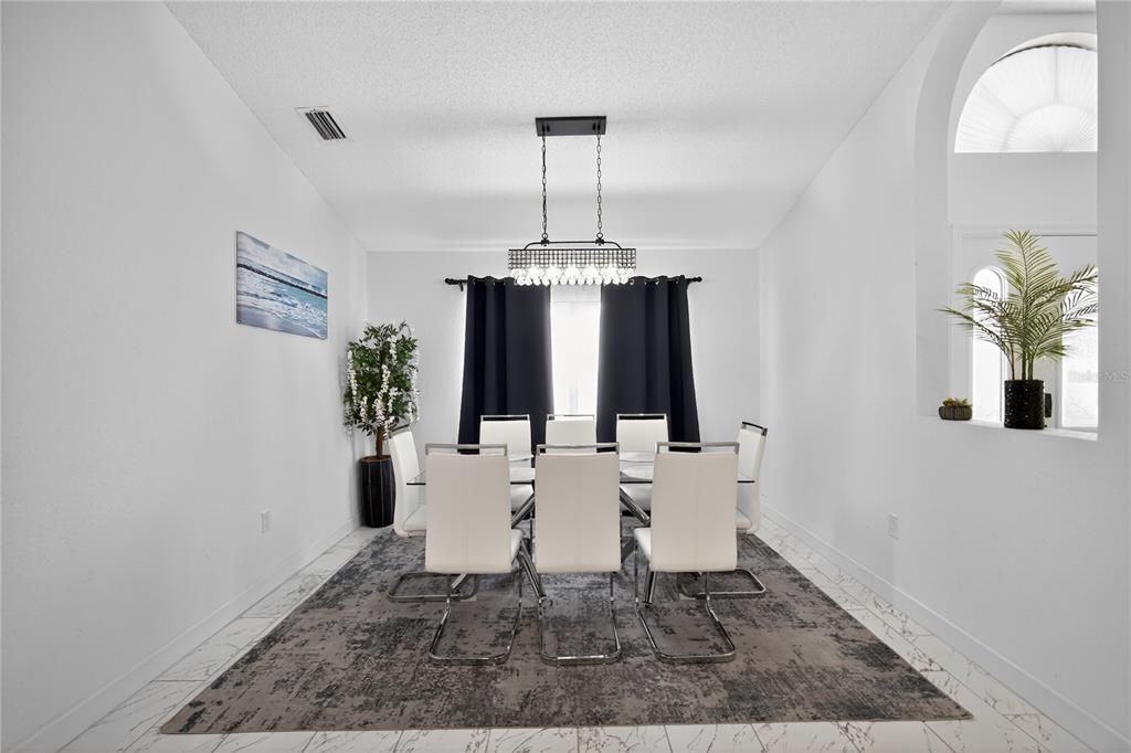 For Sale: $450,000 (3 beds, 2 baths, 1628 Square Feet)