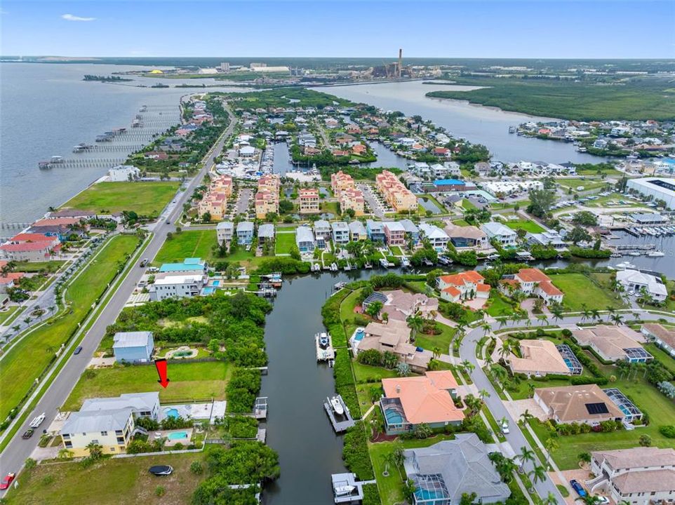 For Sale: $349,900 (0.12 acres)