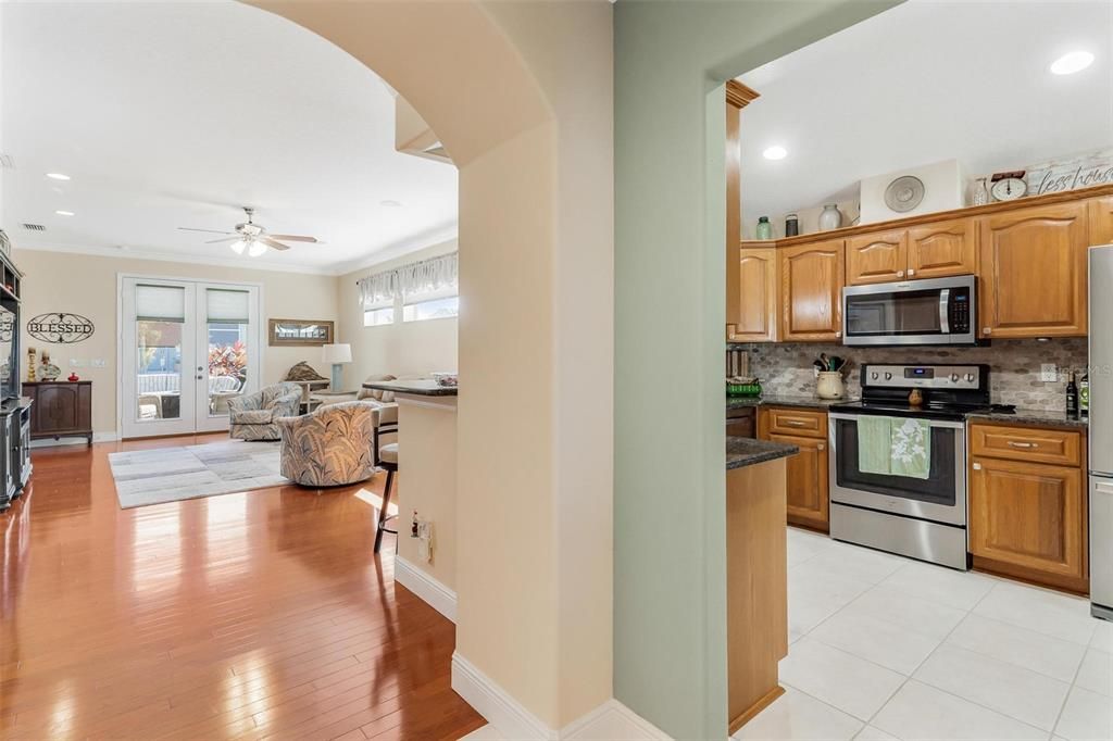 For Sale: $409,000 (3 beds, 2 baths, 2284 Square Feet)