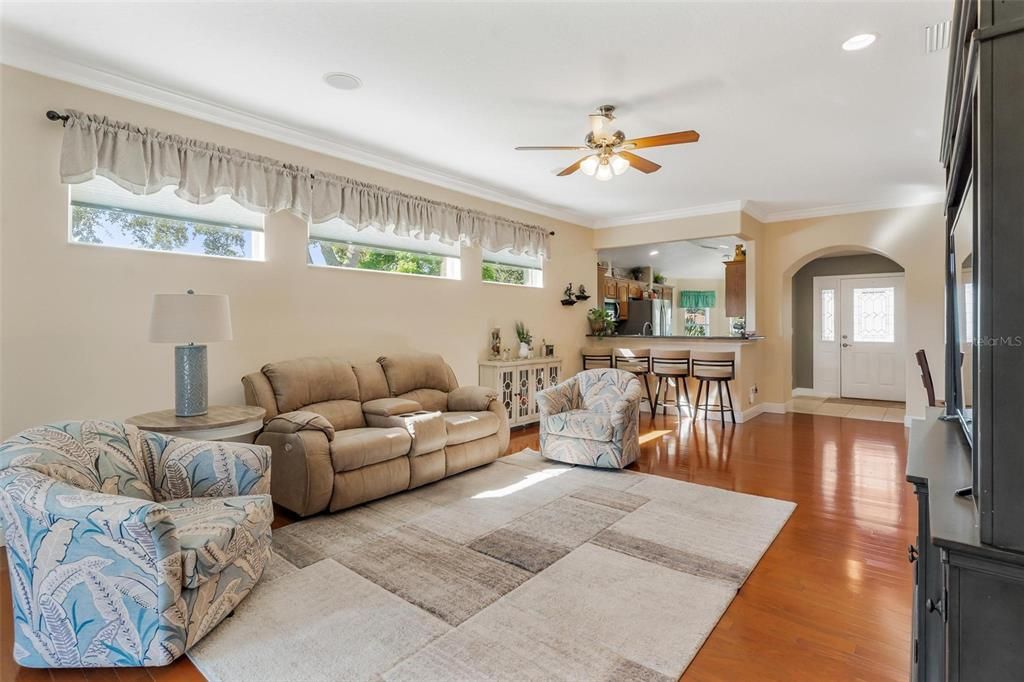 For Sale: $409,000 (3 beds, 2 baths, 2284 Square Feet)