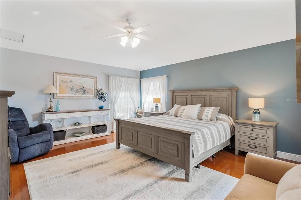 For Sale: $409,000 (3 beds, 2 baths, 2284 Square Feet)