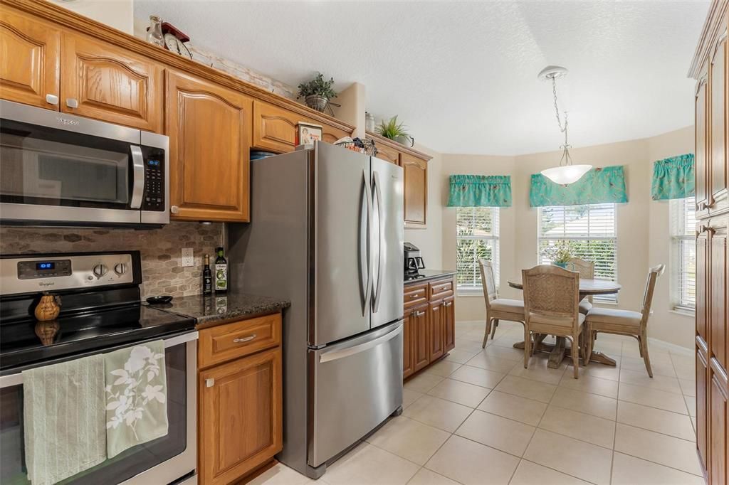 For Sale: $409,000 (3 beds, 2 baths, 2284 Square Feet)