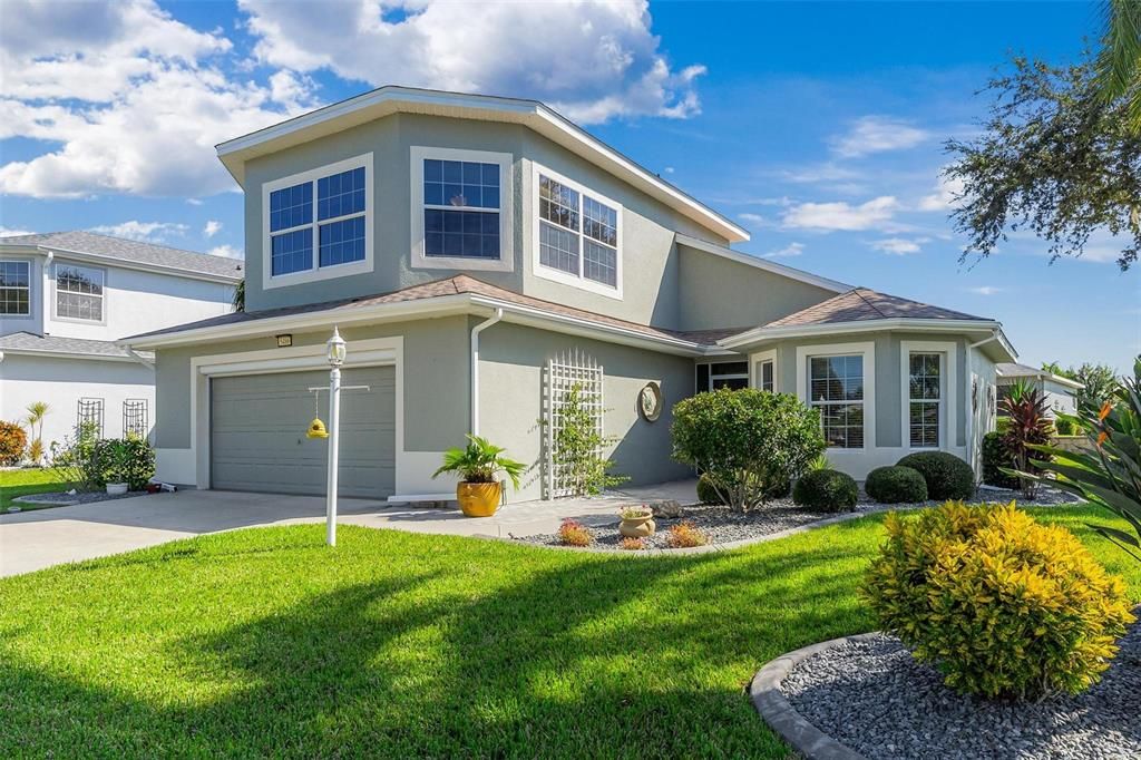 For Sale: $409,000 (3 beds, 2 baths, 2284 Square Feet)