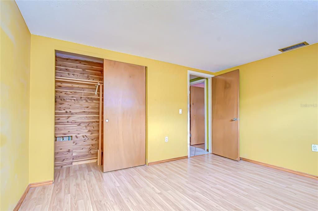 На продажу: $249,000 (2 спален, 2 ванн, 1401 Квадратных фут)