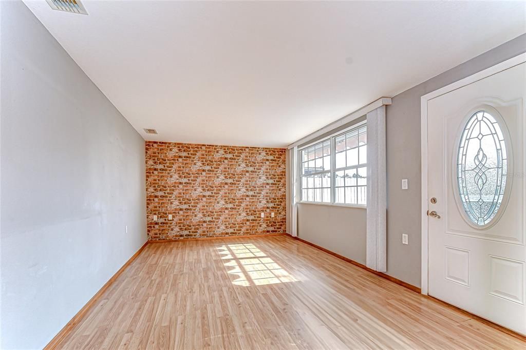 На продажу: $249,000 (2 спален, 2 ванн, 1401 Квадратных фут)