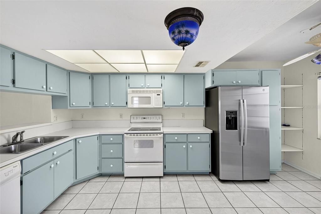 待售: $199,900 (3 贝兹, 2 浴室, 1348 平方英尺)