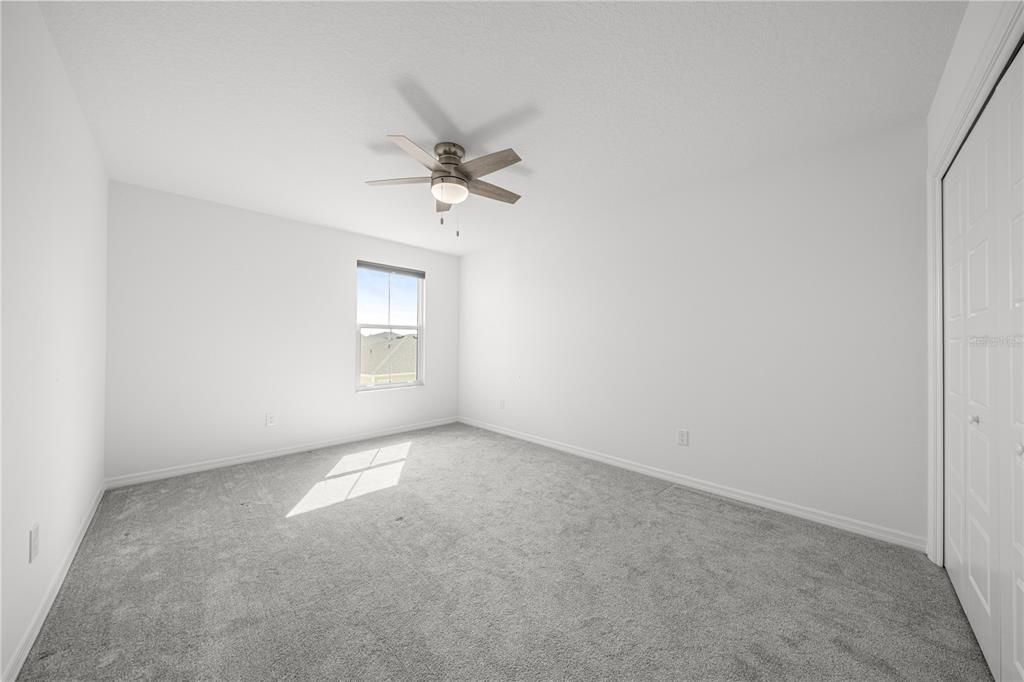 На продажу: $350,000 (3 спален, 2 ванн, 2052 Квадратных фут)