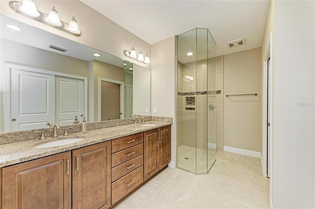 待售: $495,000 (3 贝兹, 2 浴室, 1748 平方英尺)