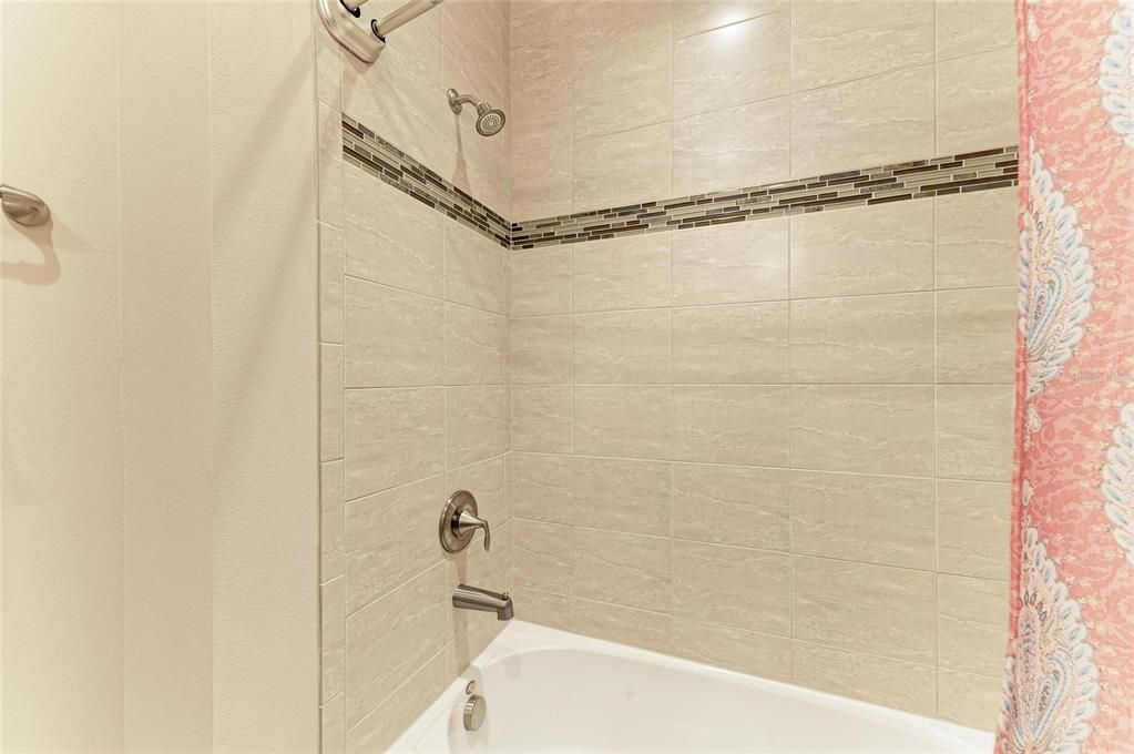 待售: $495,000 (3 贝兹, 2 浴室, 1748 平方英尺)