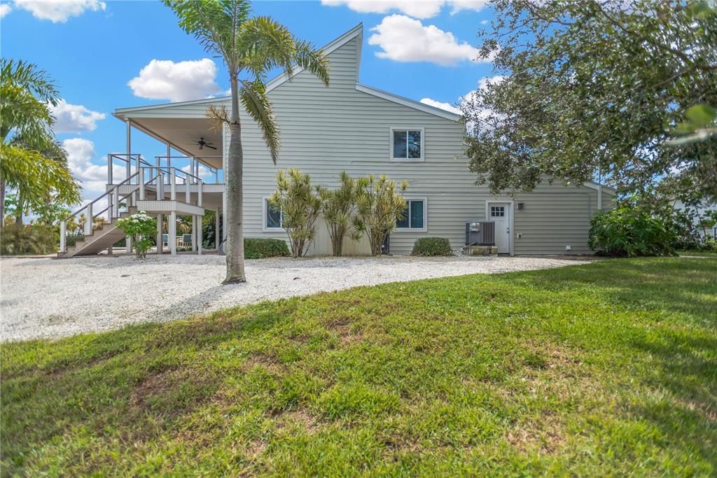 Active With Contract: $1,450,000 (3 beds, 2 baths, 1680 Square Feet)