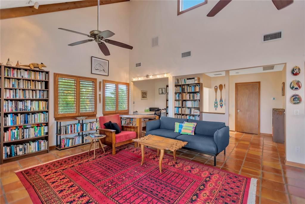 Active With Contract: $1,450,000 (3 beds, 2 baths, 1680 Square Feet)