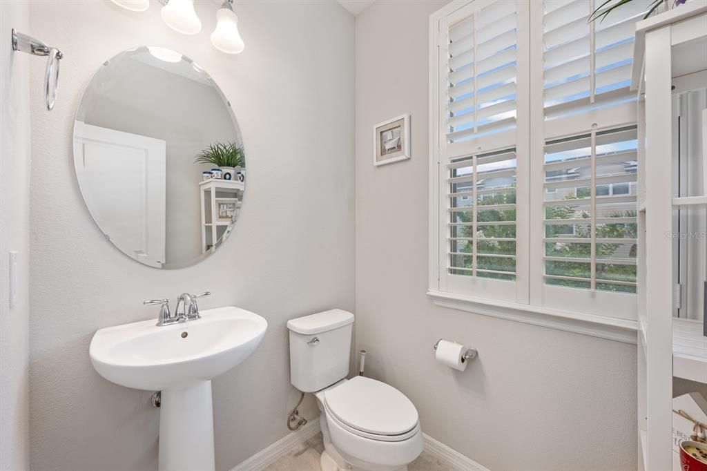 合同活跃: $485,000 (3 贝兹, 3 浴室, 2140 平方英尺)