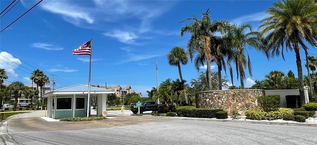 For Sale: $219,000 (2 beds, 2 baths, 1025 Square Feet)