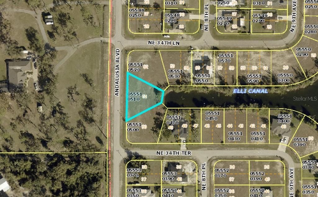 На продажу: $38,000 (0.30 acres)