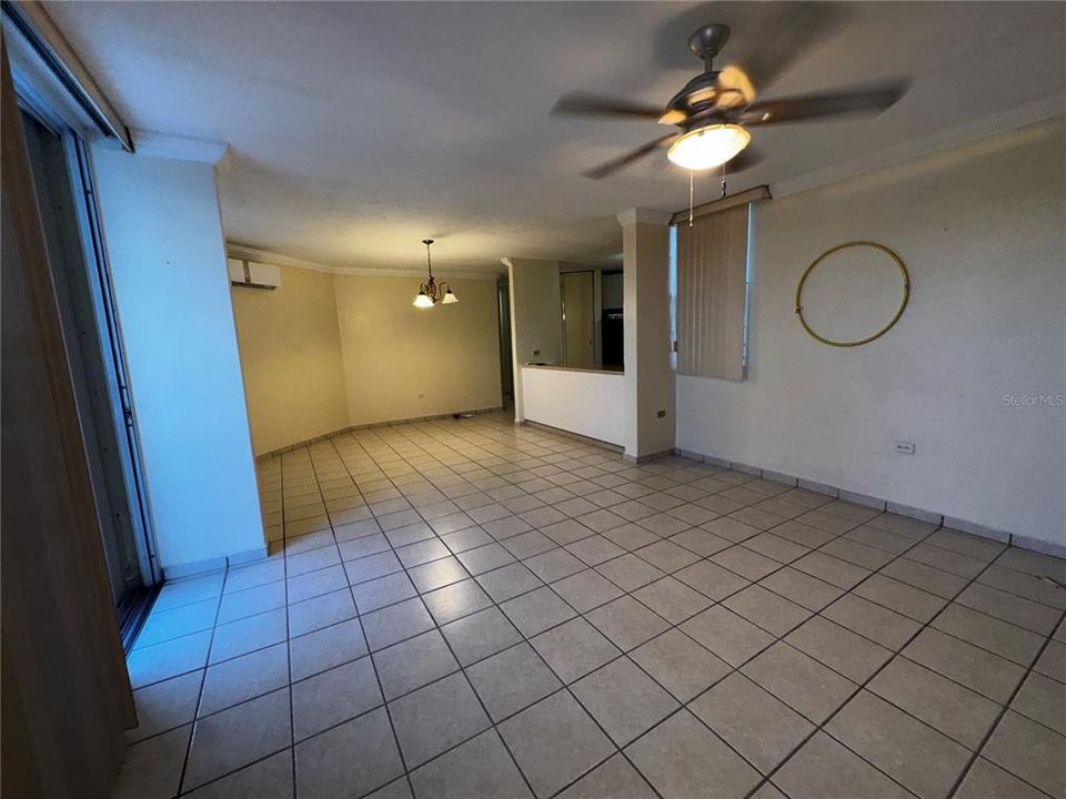 出租: $1,500 (3 贝兹, 2 浴室, 1200 平方英尺)