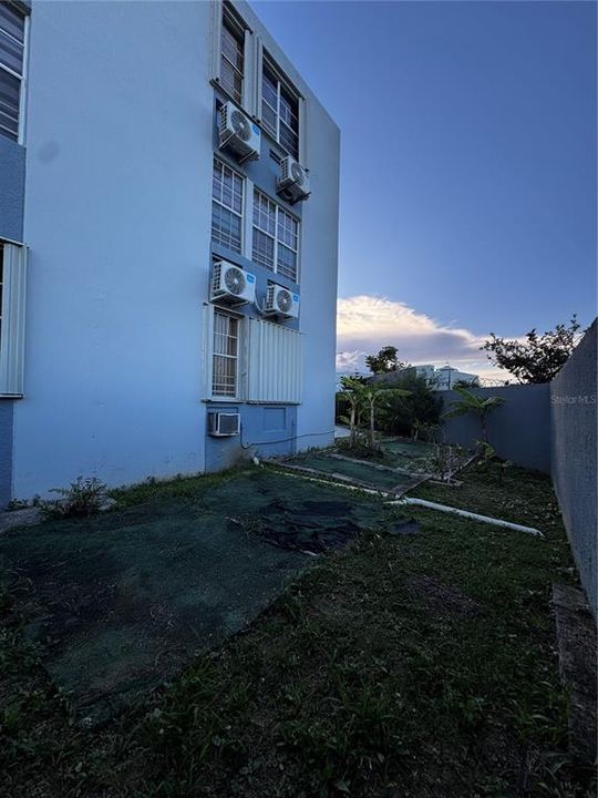 出租: $1,500 (3 贝兹, 2 浴室, 1200 平方英尺)