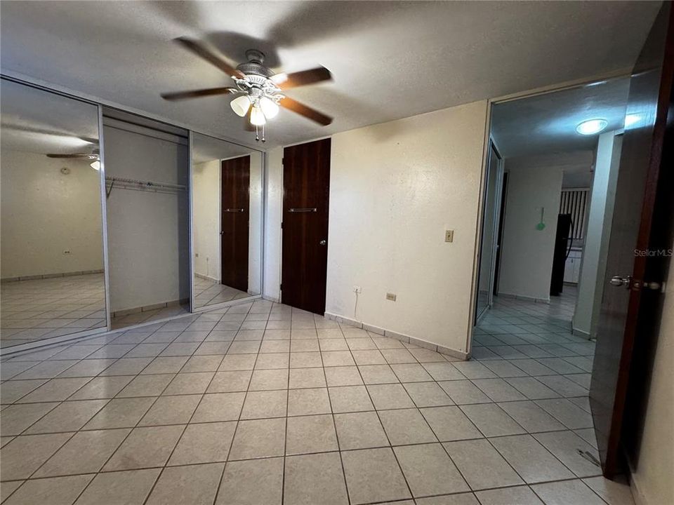 出租: $1,500 (3 贝兹, 2 浴室, 1200 平方英尺)