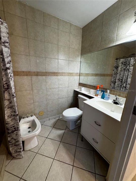 出租: $1,500 (3 贝兹, 2 浴室, 1200 平方英尺)