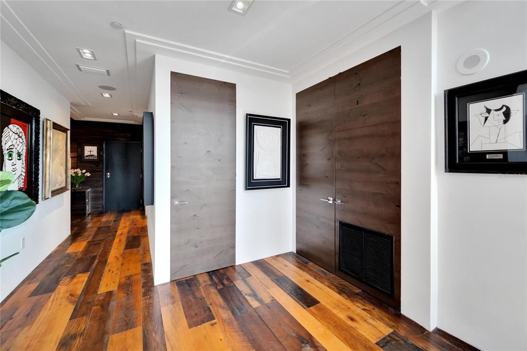 En Venta: $2,795,000 (2 camas, 2 baños, 2514 Pies cuadrados)