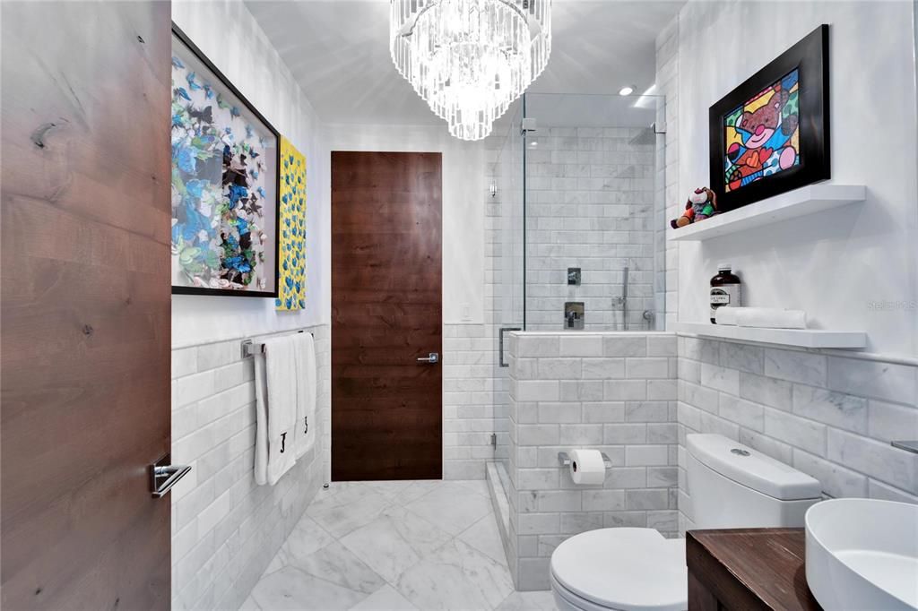 En Venta: $2,795,000 (2 camas, 2 baños, 2514 Pies cuadrados)