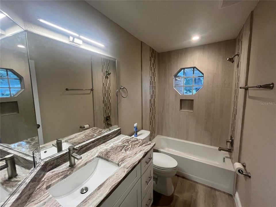 待售: $347,900 (3 贝兹, 2 浴室, 1682 平方英尺)