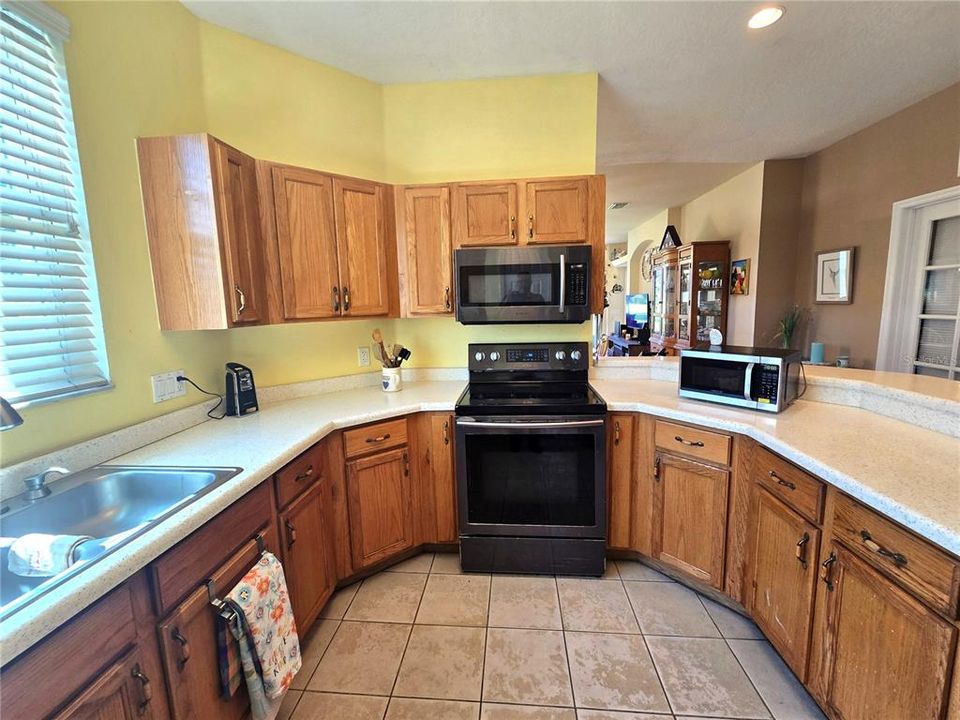 En Venta: $284,900 (3 camas, 2 baños, 1518 Pies cuadrados)