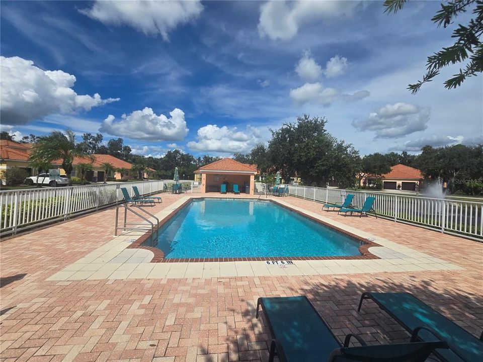 En Venta: $284,900 (3 camas, 2 baños, 1518 Pies cuadrados)