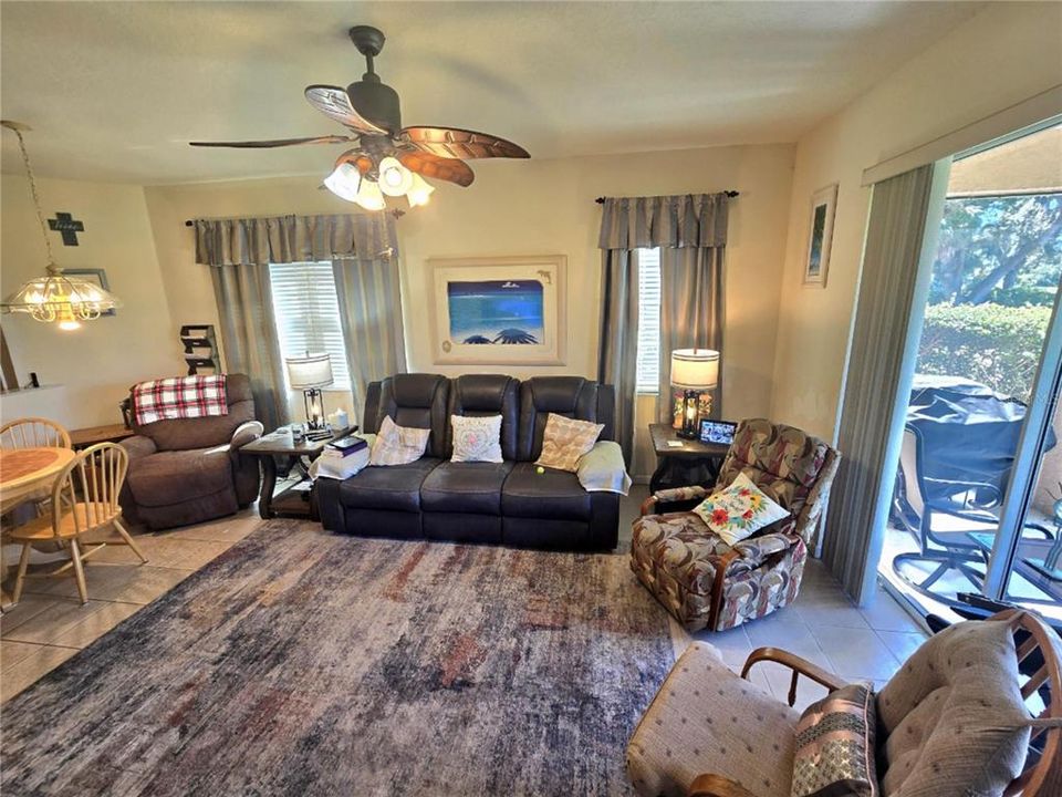 En Venta: $284,900 (3 camas, 2 baños, 1518 Pies cuadrados)