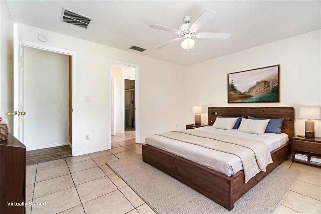 Active With Contract: $319,000 (3 beds, 2 baths, 1299 Square Feet)