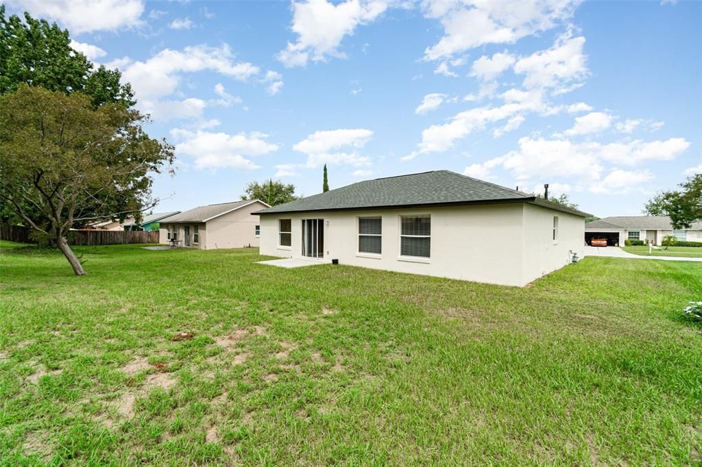 Active With Contract: $319,000 (3 beds, 2 baths, 1299 Square Feet)