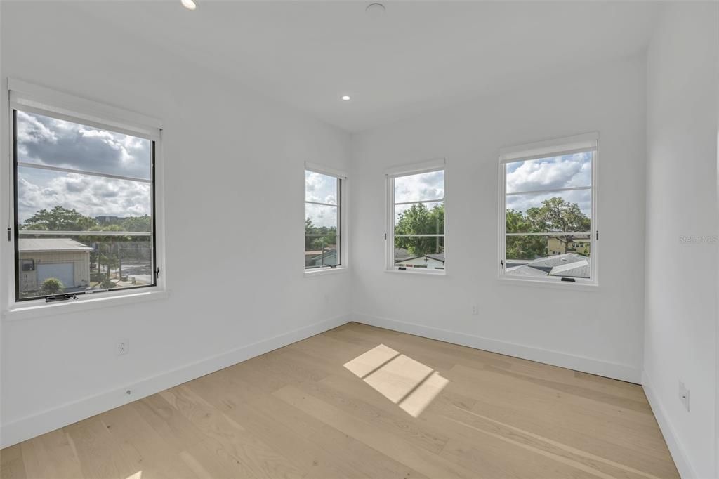 На продажу: $1,250,000 (3 спален, 2 ванн, 2372 Квадратных фут)