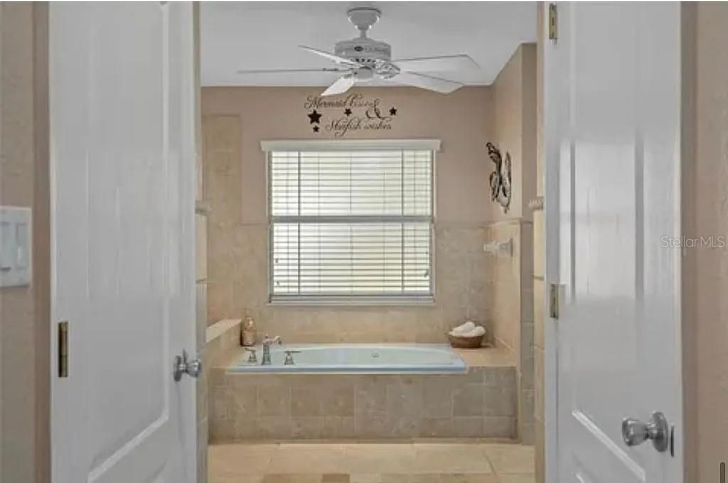 На продажу: $639,000 (3 спален, 2 ванн, 2648 Квадратных фут)