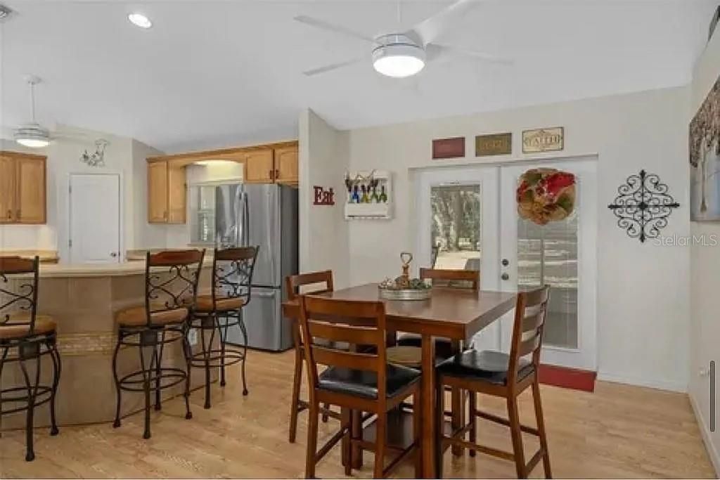 На продажу: $639,000 (3 спален, 2 ванн, 2648 Квадратных фут)