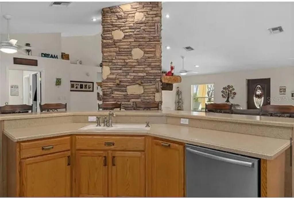 На продажу: $639,000 (3 спален, 2 ванн, 2648 Квадратных фут)