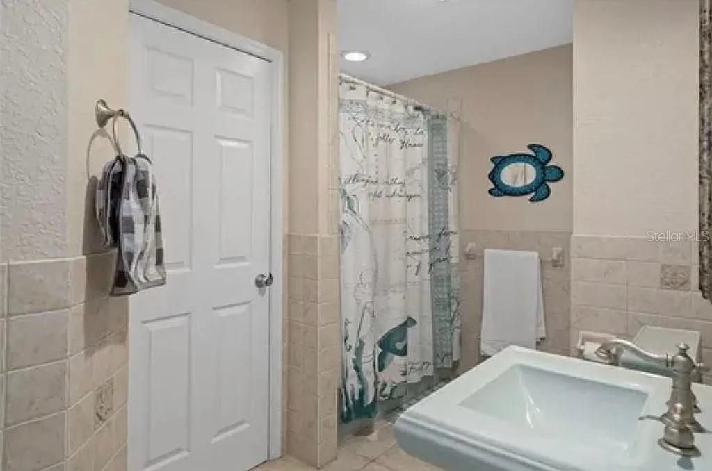 На продажу: $639,000 (3 спален, 2 ванн, 2648 Квадратных фут)