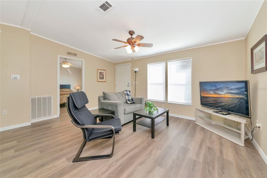 For Rent: $1,997 (2 beds, 2 baths, 960 Square Feet)