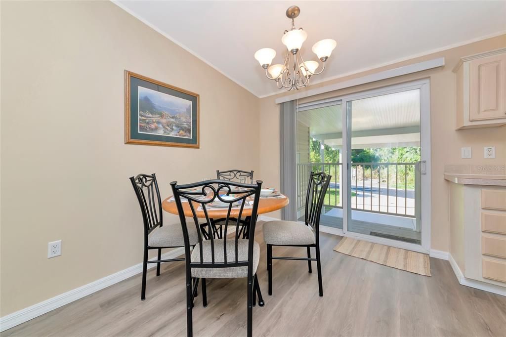 For Rent: $1,997 (2 beds, 2 baths, 960 Square Feet)